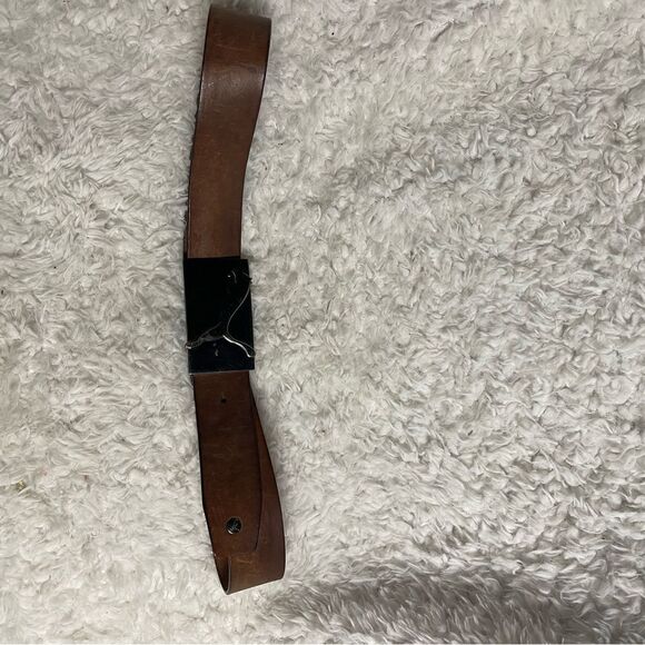 Puma Brown Leather Belt with silver tone Buckle women’s Size Large. main image 4